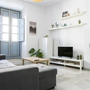 https://apartamento-duplex-centro-historico-malaga.1costadelsol.com