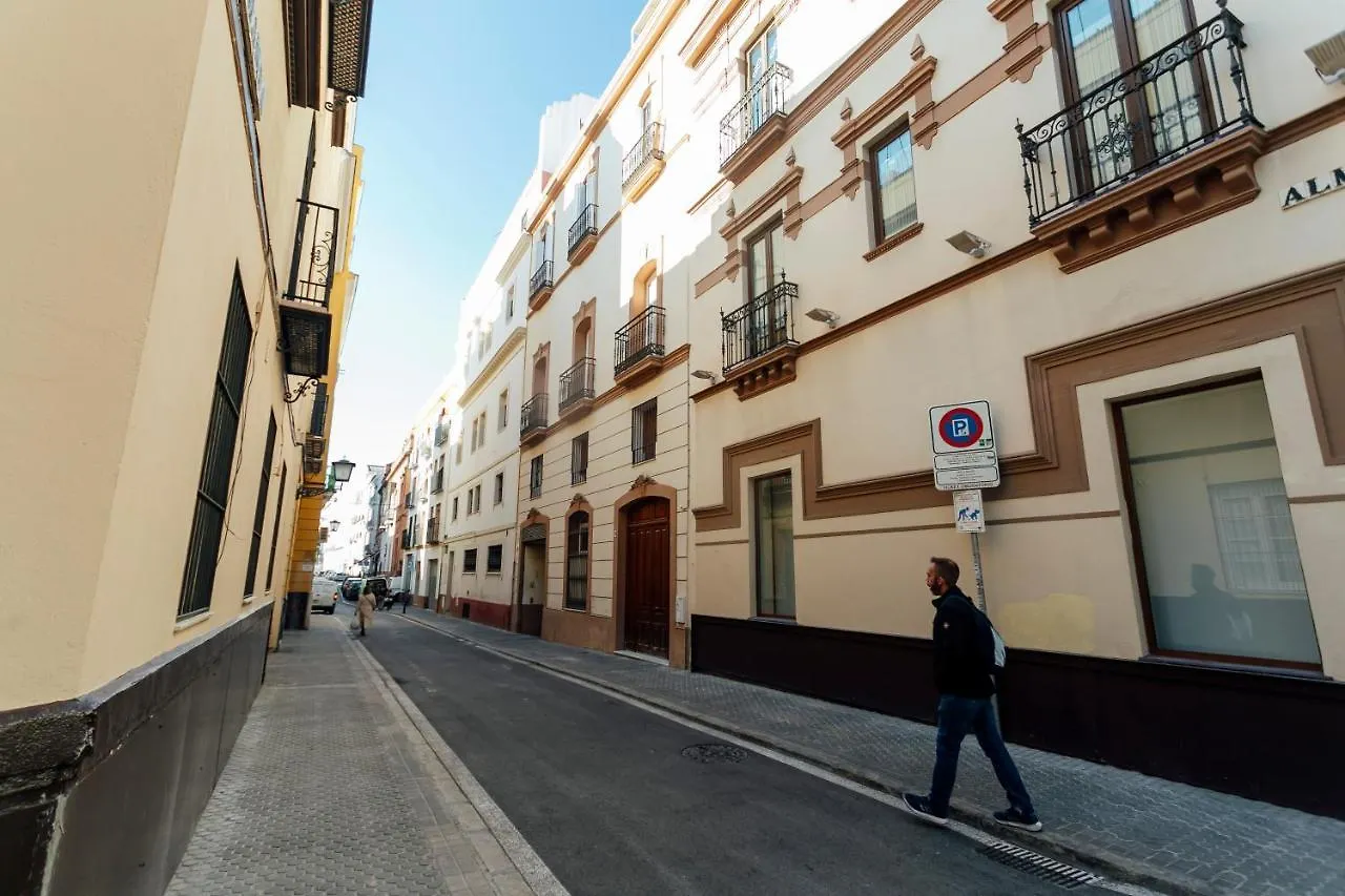 Alohamundi Almansa II Apartment Seville